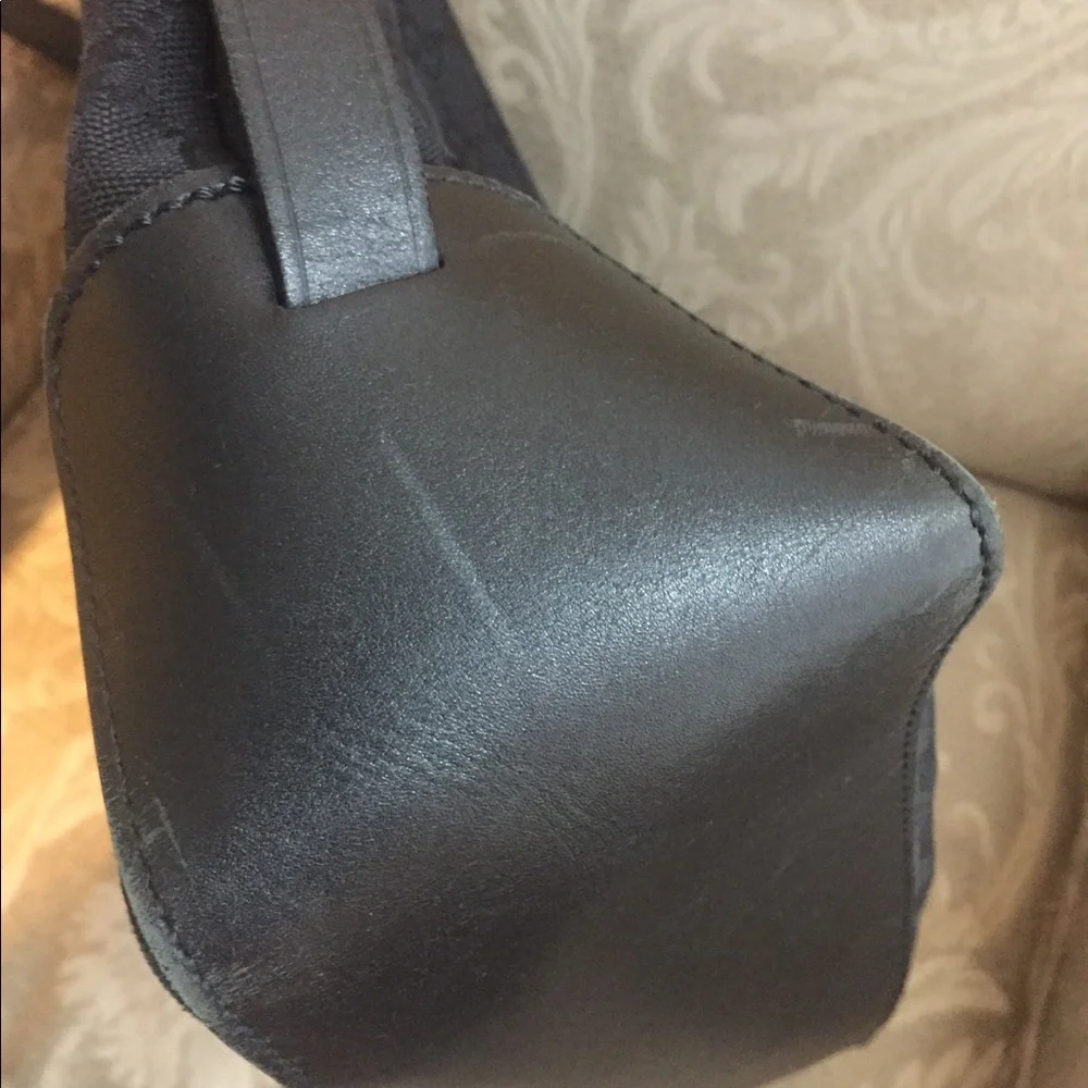 Authentic Gucci Black Leather Tote Laptop bag